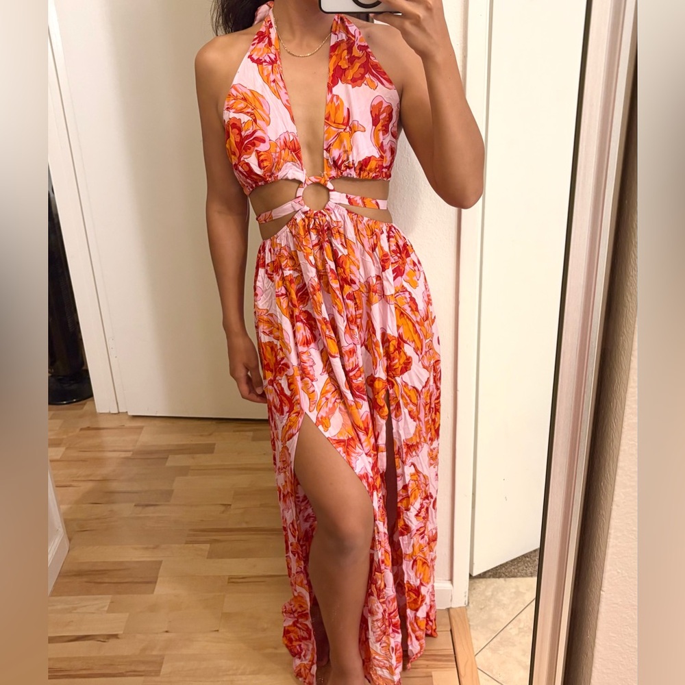 NWT Hello Molly Women’s Large Rising Love Maxi Dress Floral Halter Sundress
